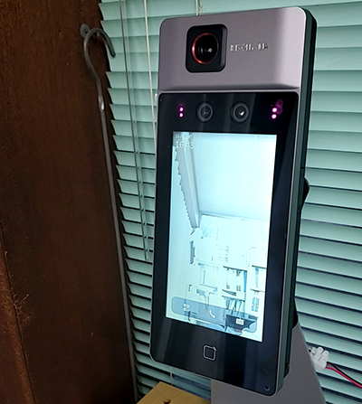 感染症対策の為、サーマルカメラを設置いたしました